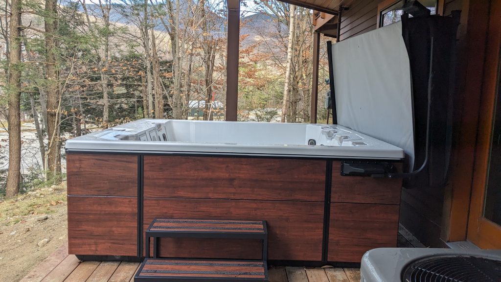 Private Backyard Spa Retreat with a Woodland View 1