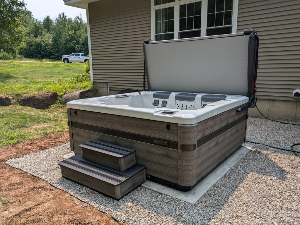 Private Hot Tub Oasis Nestled Among the Trees 1