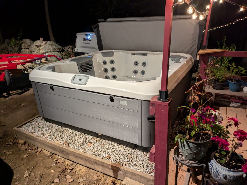 Relaxing Hot Tub Escape Surrounded by Nature 2